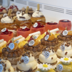 En automne, la Boulangerie Aubert dévoile une sélection de desserts réconfortants, parfaits pour accompagner les journées plus fraîches.