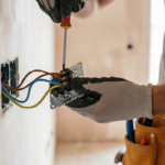 Engager des travaux ciblés permet non seulement d’améliorer le confort au quotidien, mais aussi de réduire les dépenses énergétiques.