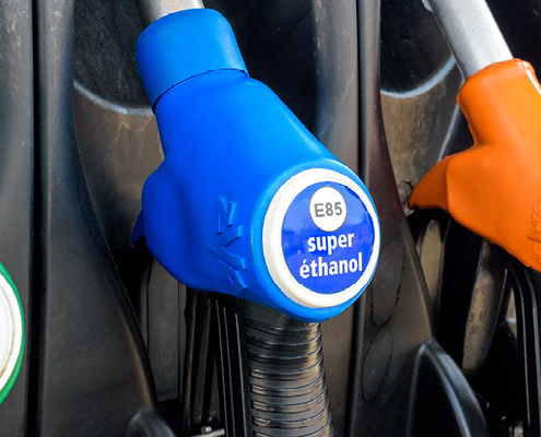 Avec la hausse constante des prix du carburant, Hertz Somelac à Cholet propose une solution simple et efficace.